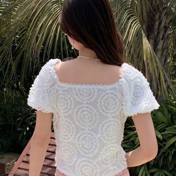 Solid Button Front Puff Sleeve Lace Trim Blouse - Picture 3 of 7